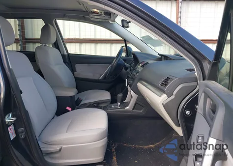 2015 Subaru Forester 2.5I Premium из США, поврежденный, VIN JF2SJADC9FH400828